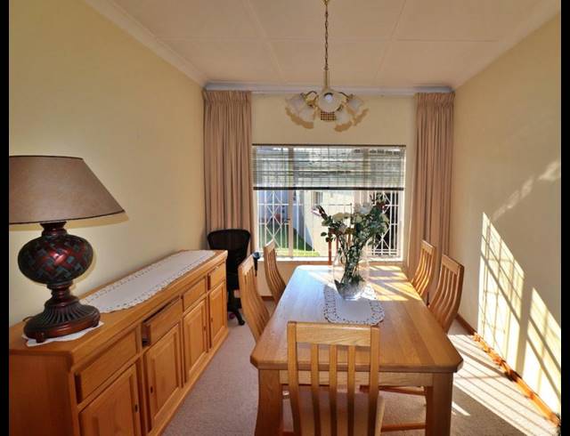 3 BEDROOM HOUSE FOR SALE IN DAWNVIEW